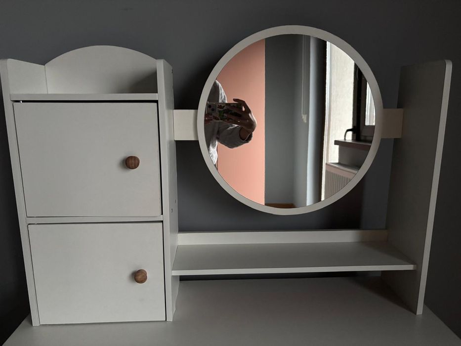 Masuta de toaleta / machiaj