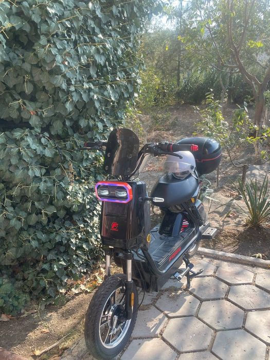 FORIS elektro skuter sotiladi – zo‘r holatda