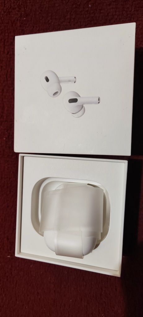 Продам кейс от Airpods pro 2