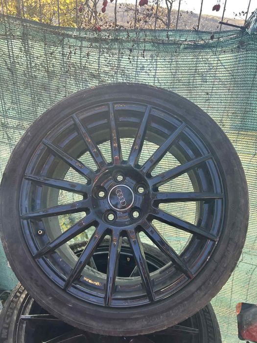 Set 4 Roti+ 4 Cauciucuri iarnă 245/45 ZR18