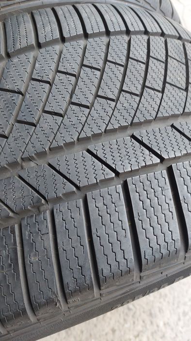 Зимни гуми 295/35/19 Continental ContiWinterContact TS830P 2 броя