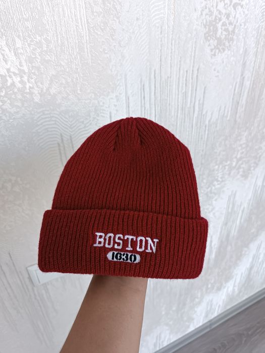 Trendagi Boston shapkalar