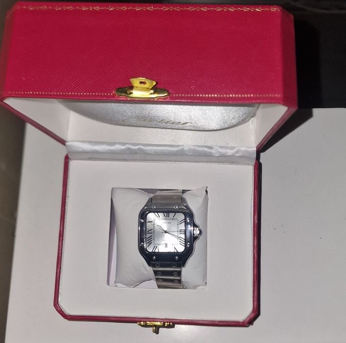 Часовник Cartier