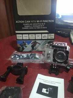 Action camera stil go pro + selfie stick .