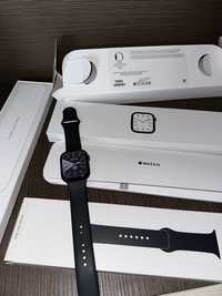 Apple watch seria 7 45 mm. GPS carcasa Aluminiu Midnight