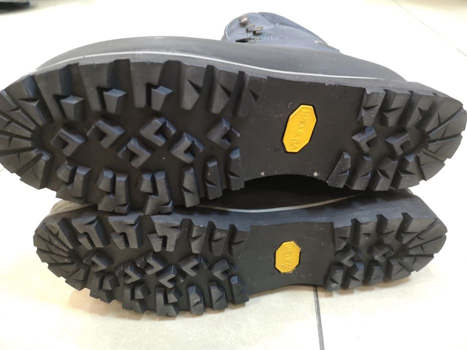 Bocanci drumeție, trekking Scarpa 45 Goretex