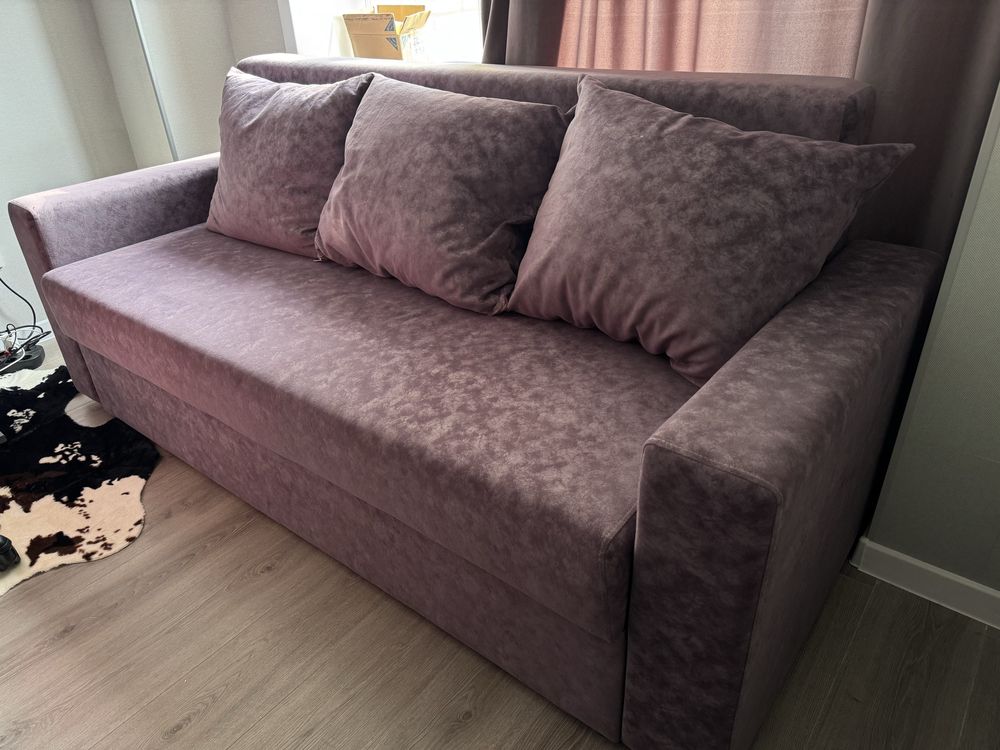 Диван 215*90 в отличном состоянии
