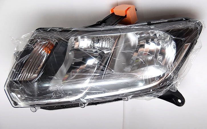 Фара Логан 2, Logan II, Sandero II