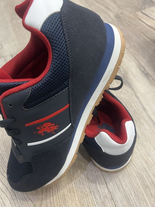 Сникърси POLO