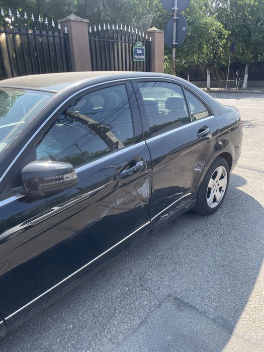 Mercedes C 200 avariat
