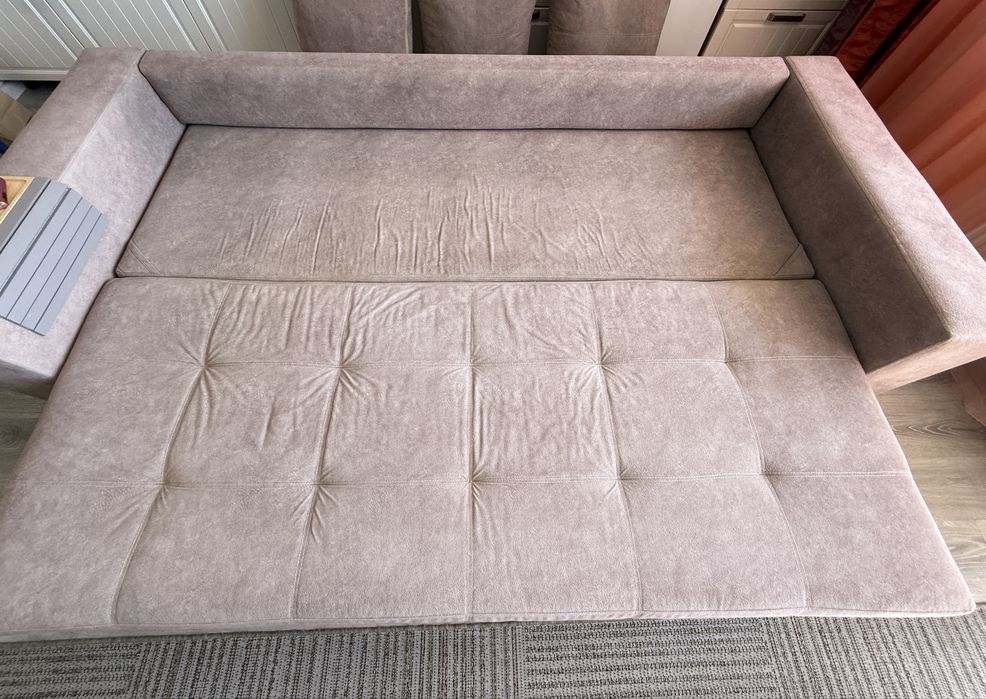 Диван с топпером в подарок