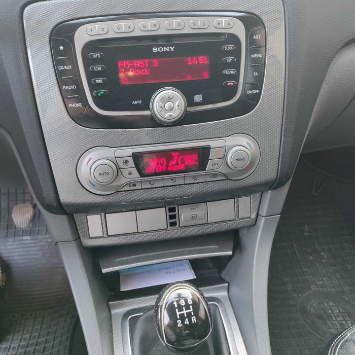 Ford Focus 1.6TD TITANIUM 2008г.