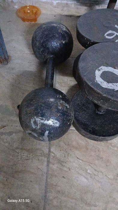 Vând gantere/ greutăți
