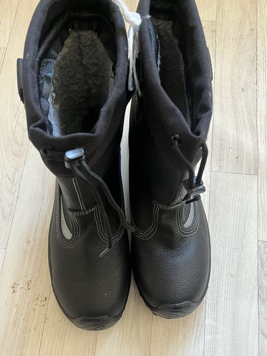 Новый темір етік