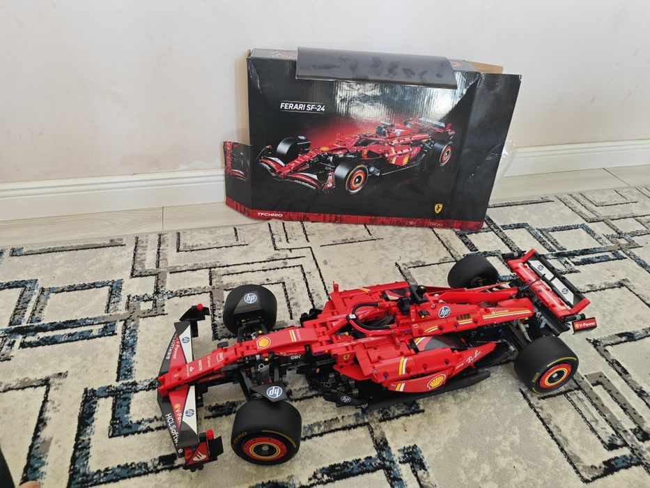 Lego Ferrari SF-24