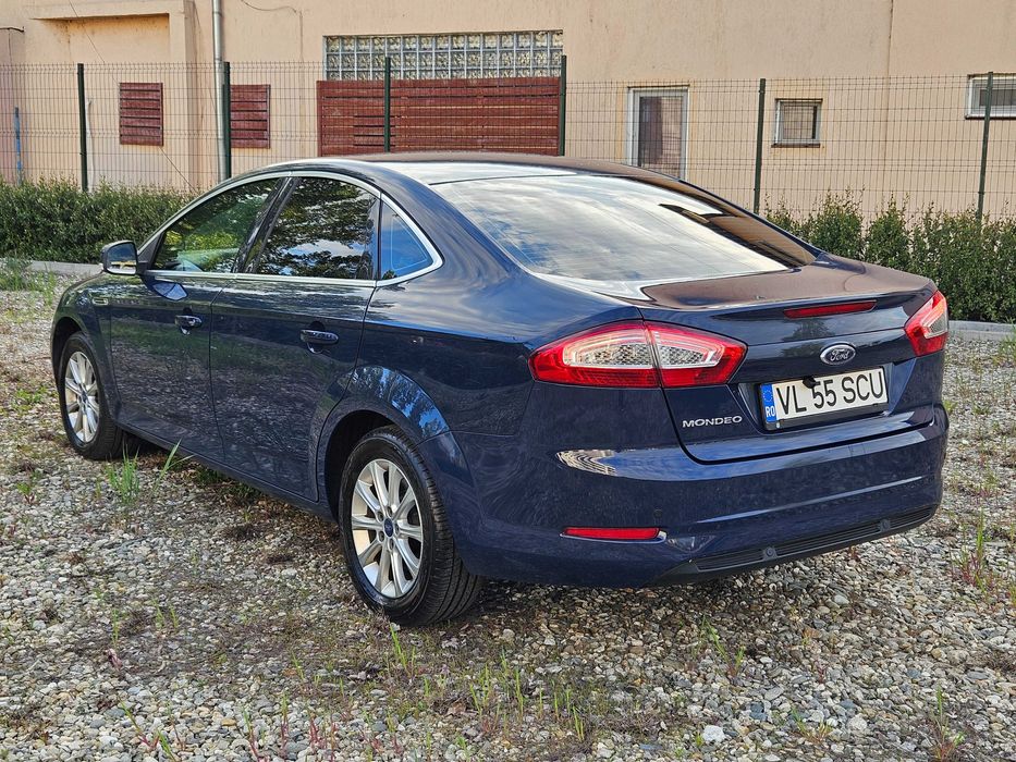 2014 Ford Mondeo 2.0d / 140 CP / Navigatie / Camera