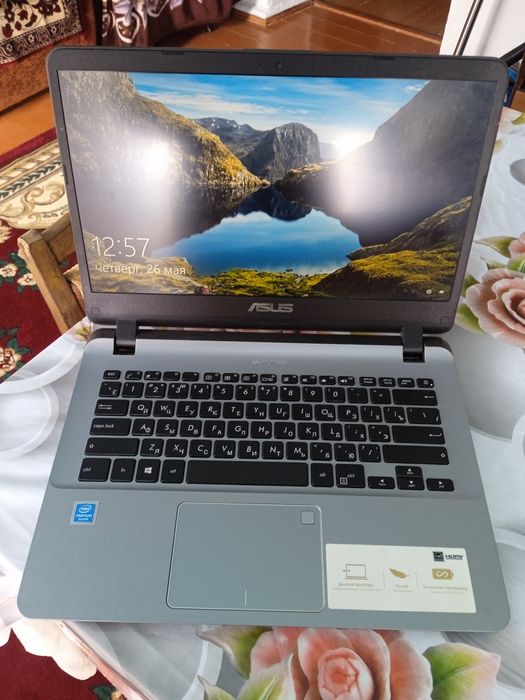 Ноутбук  ASUS TeK