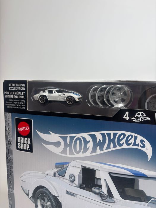 MATTEL Brickshop Hot Wheels Corvette Grand Sport ca LEGO - nou sigilat