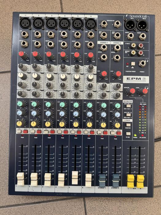 Mixer audio Soundcraft EPM6