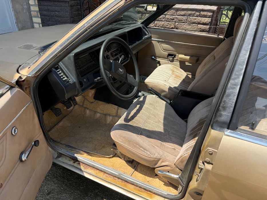Ford Granada 1982 yil