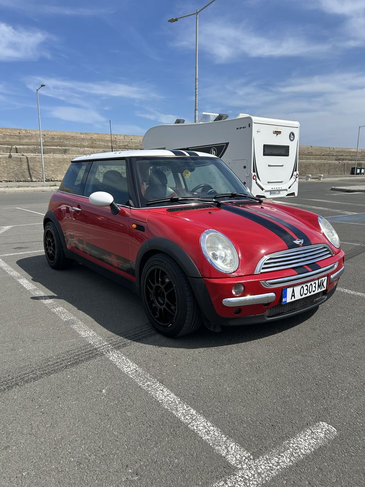 Mini Cooper  1.6
