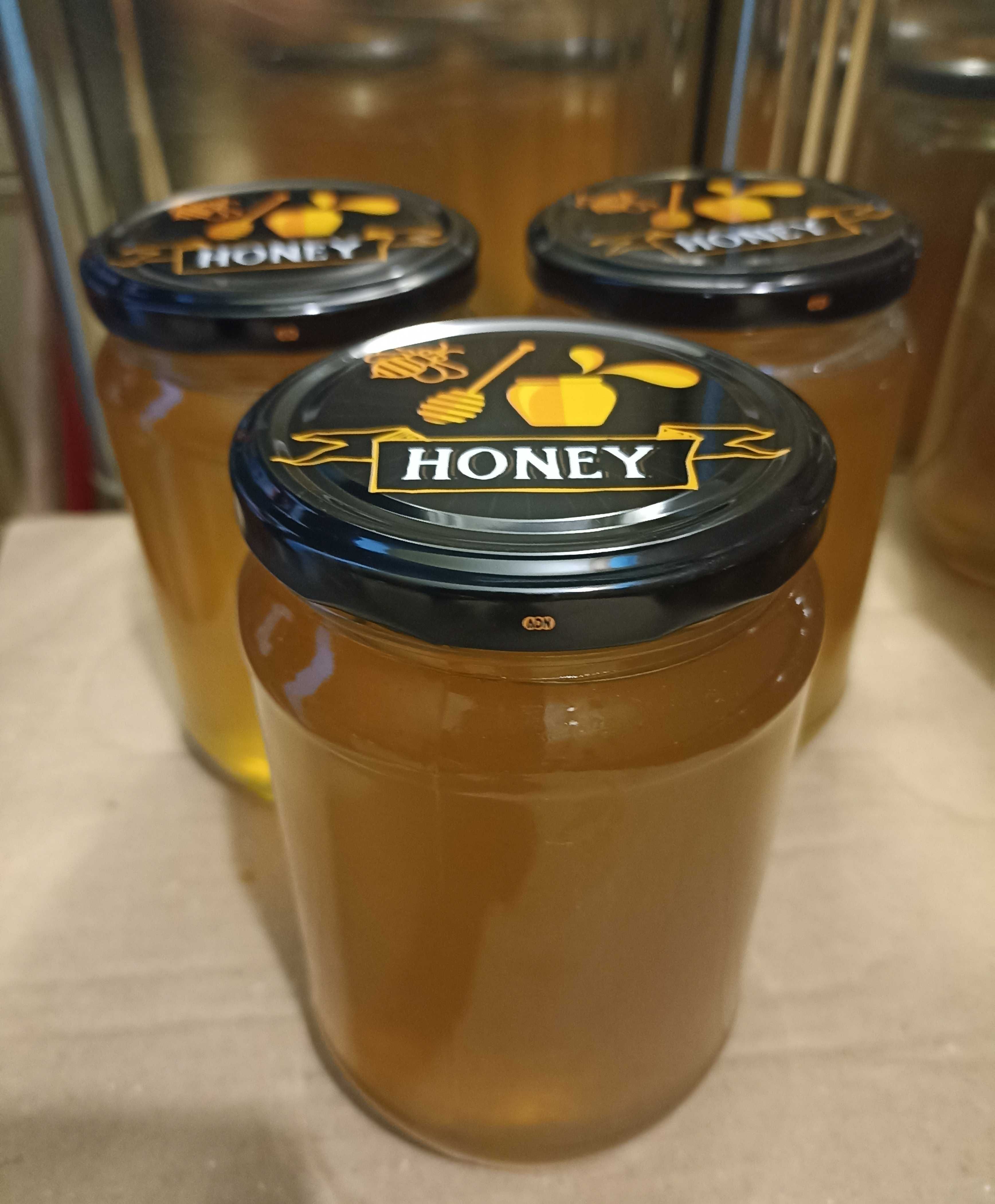 Продавам пчелен мед - букет