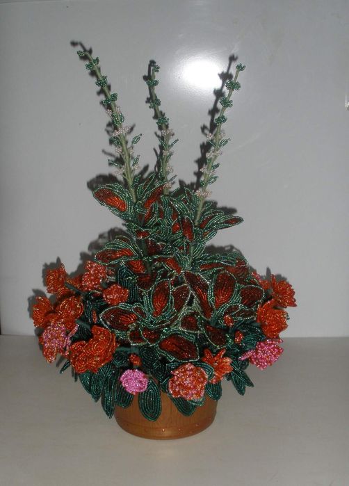 продам цветы из бисера