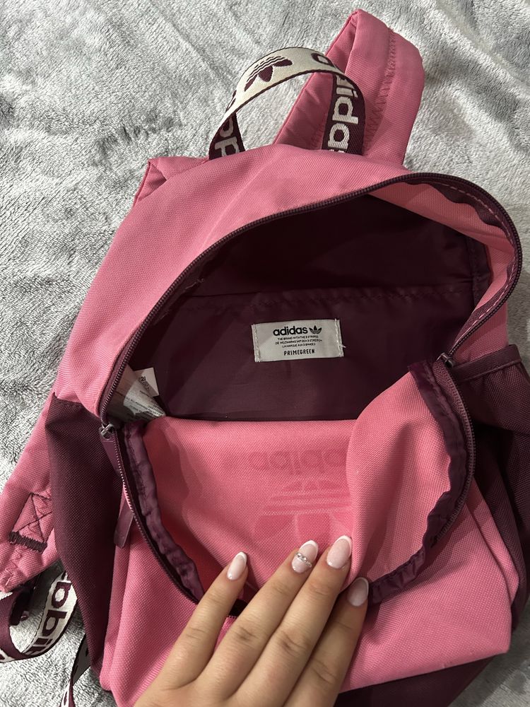 Мини чанта на ADIDAS