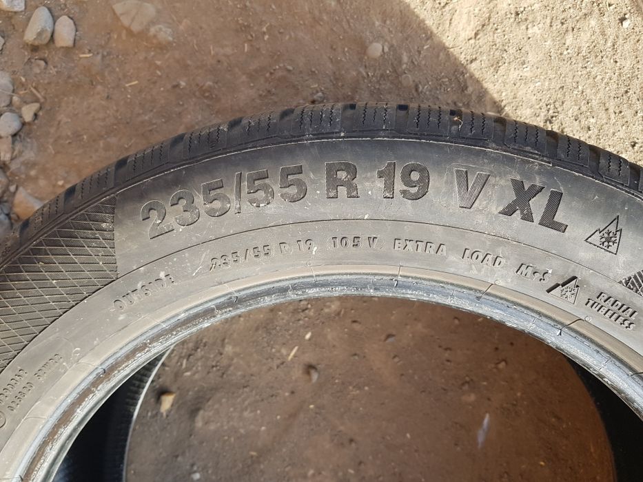Anv.iarna 235/55r19 bridgrstone 4buc si continental 2buc