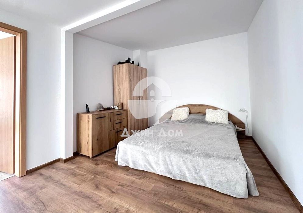 Продава се Четиристаен апартамент в к.к. Слънчев бряг - 91 кв.м за 1154 €/кв.м - Снимка #11