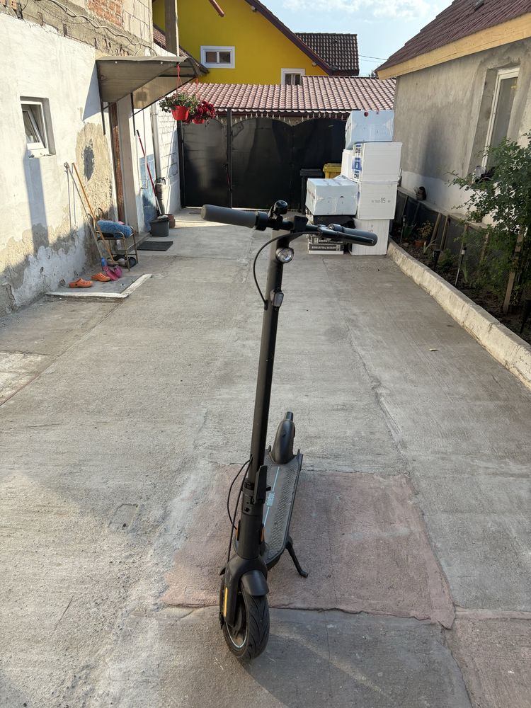 Ninebot G30 Max segway