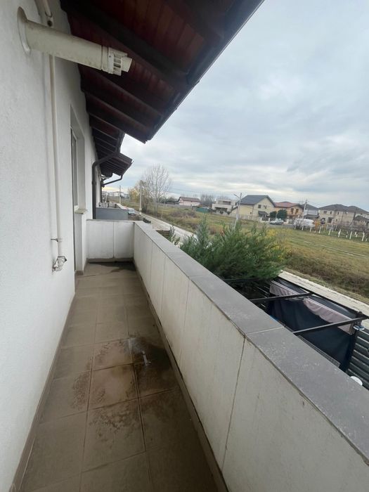 Proprietar inchiriez apartament decomandat