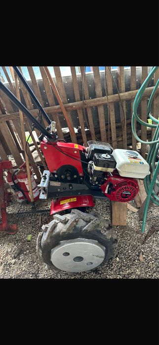 OFERTA : Vand Motocultor SOLO (HONDA GX 160) +Remorca + Accesorii!