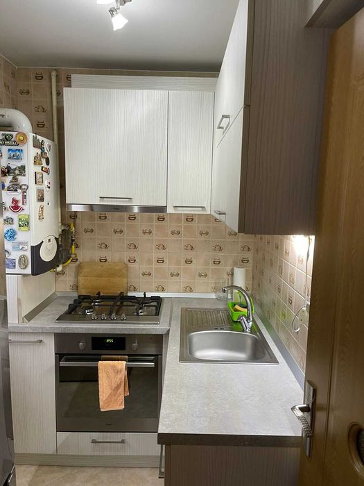 Garsoniera de vanzare.Zona foarte buna!
