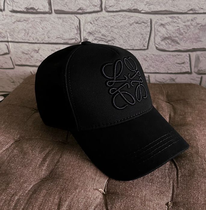 Шапка с козирка Dsquared ,Miu Miu,Stone Island унисекс