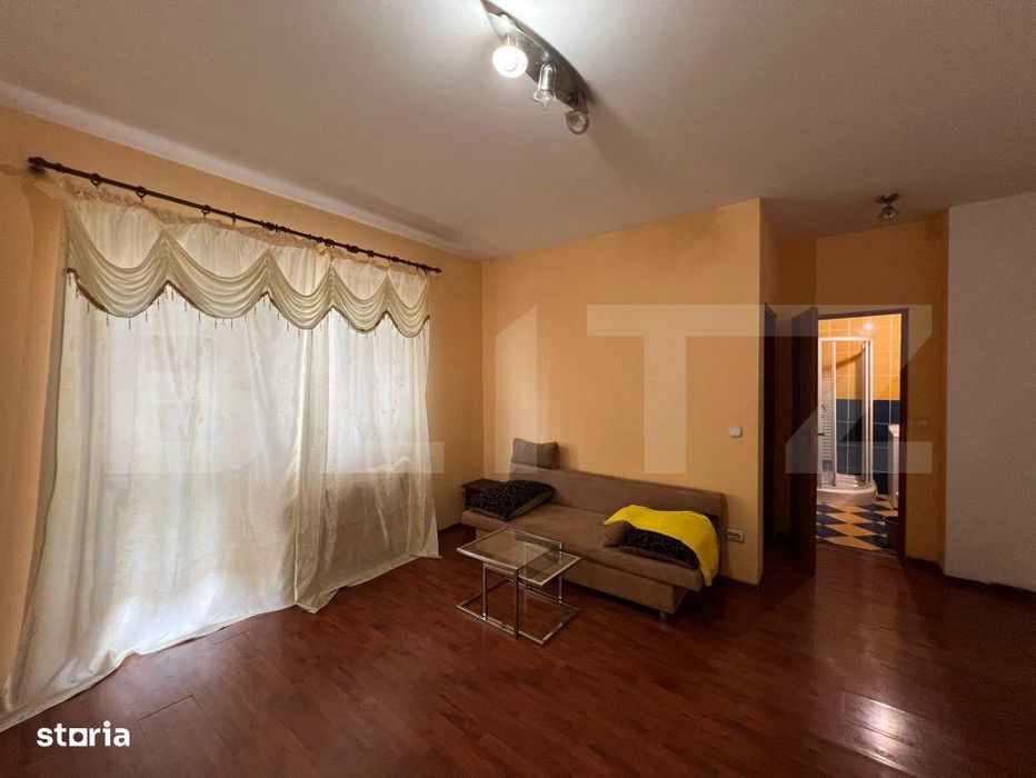 Apartament de vanzare, cu 2 camere, 48 mp, zona Bulevardul Traian