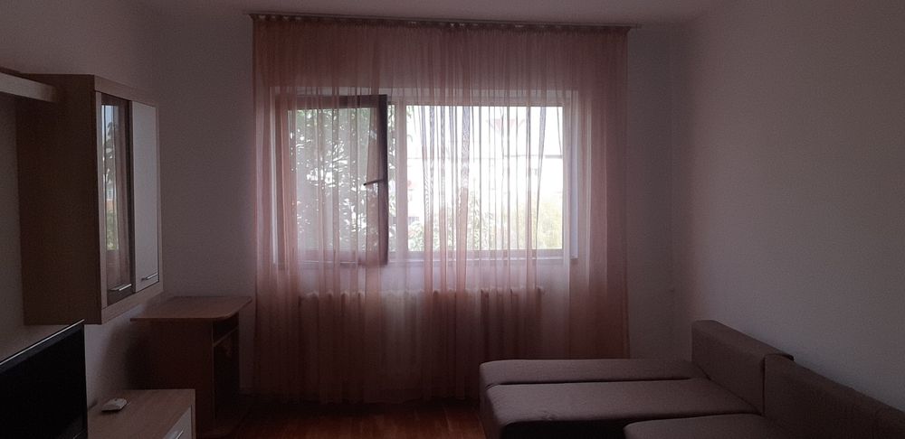 Inchiriez Apartament