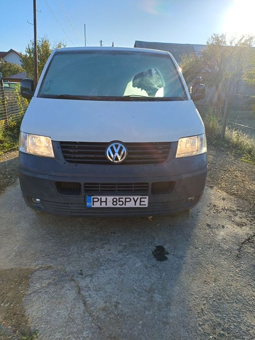 Vând t5 an 2006 motor  2.5