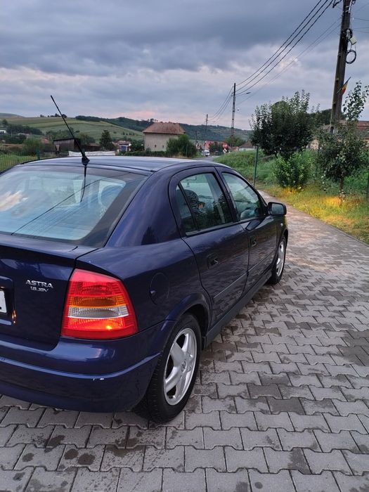 Opel Astra 1.6 benzina