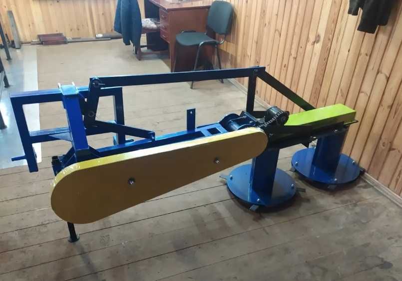 Cositoare tractor japonez cu 2 tamburi 110 cm Ukraina