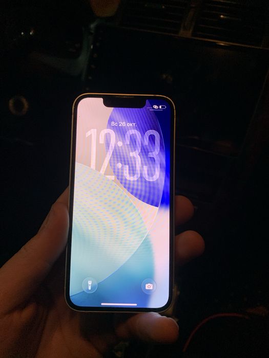 Продам айфон 13мини