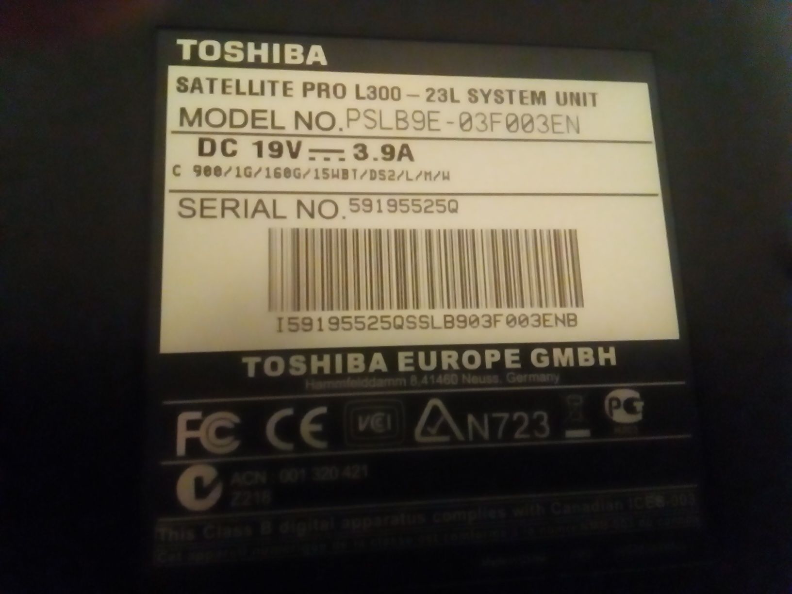 Vând laptop Toshiba pentru piese de schimb