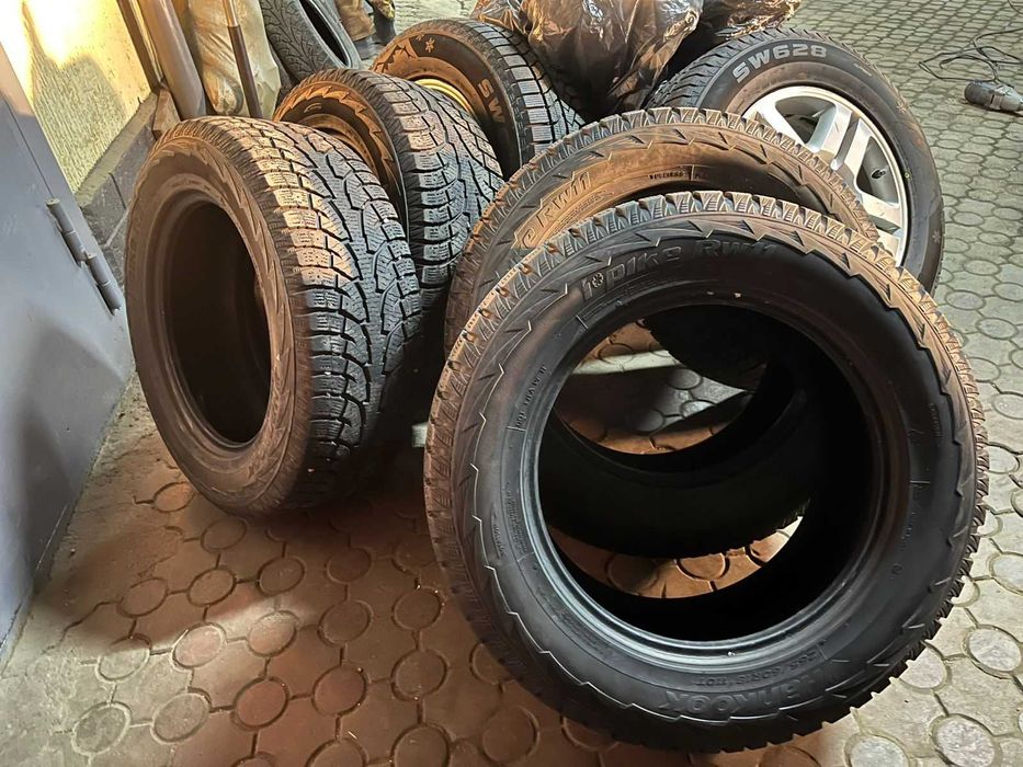 Зимние шины Hankook 265/60/18