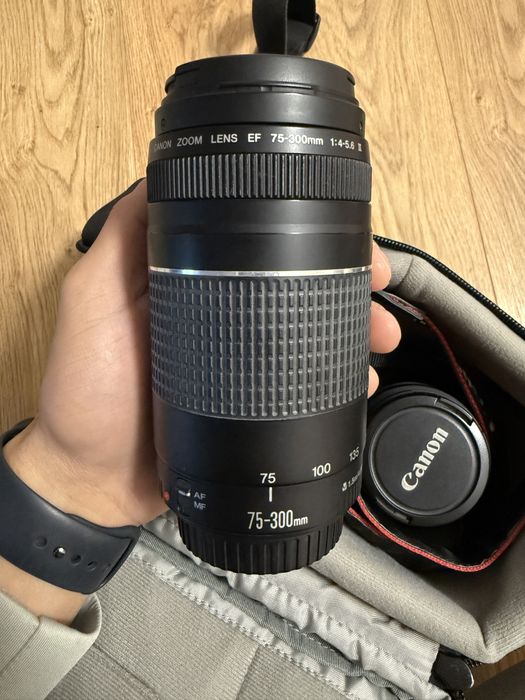 Canon EOS 1300D/Rebel T6 DSLR + 2 obiective