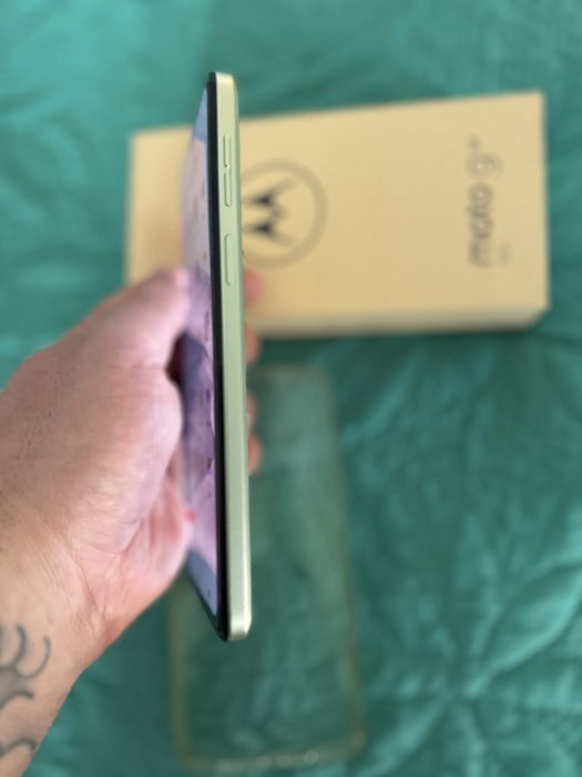 Продавам/Бартер Motorola G54 -Mint Green