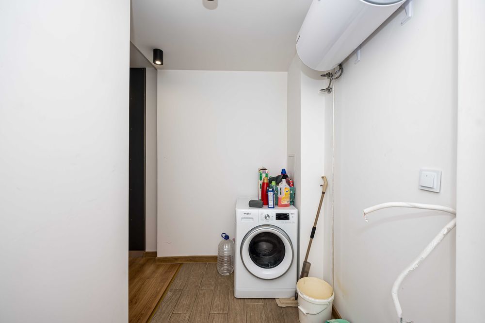 Продава се Тристаен апартамент в Пловдив, Въстанически - 83 кв.м за 1858 €/кв.м - Снимка #10