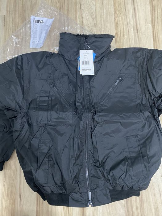 Работно яке ( сваляема подплата) ново с етикетите XL