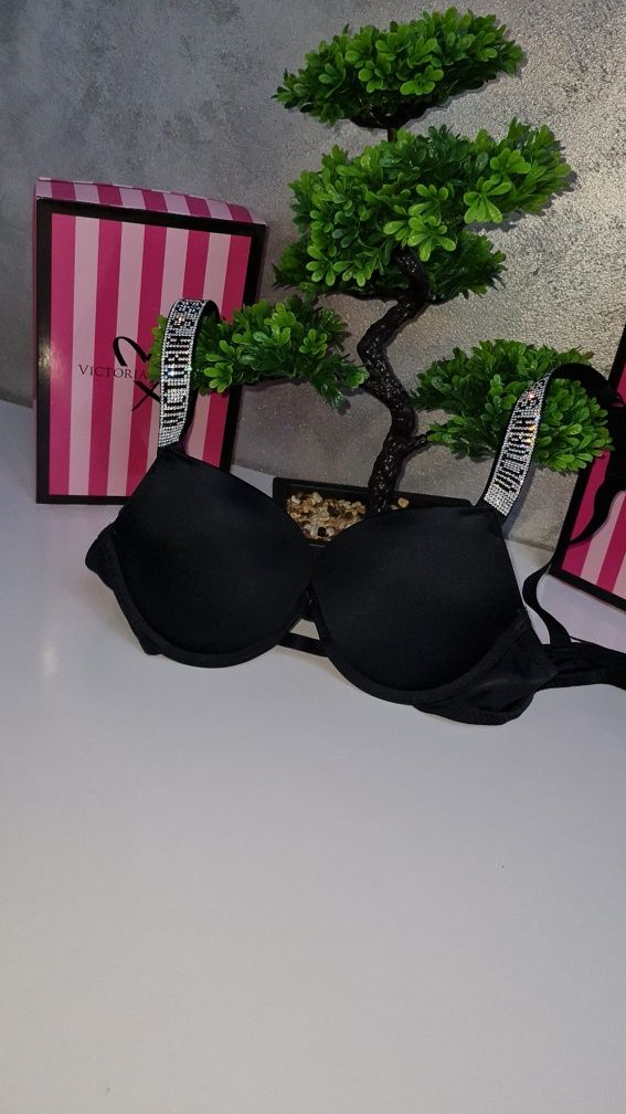 Set sutien victoria's secret si chilot model deosebit calitate premium