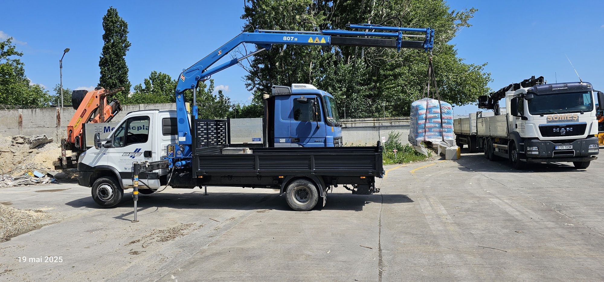 Servicii transport cu macara