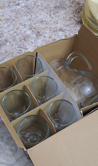 Бу Посуда әр турлі